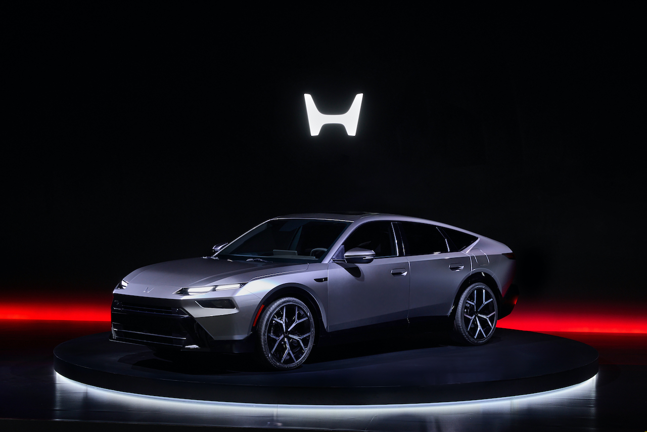 Honda Hybrid Sedan Prototype